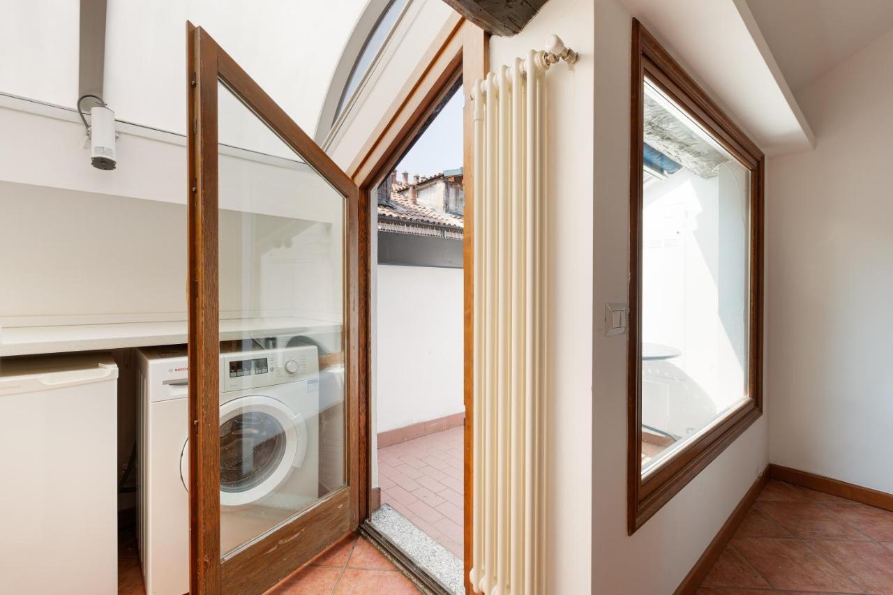 Corso Como Balcony Apartment Milan Luaran gambar